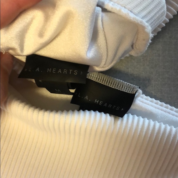 la hearts swimsuit - Picture 3 of 3